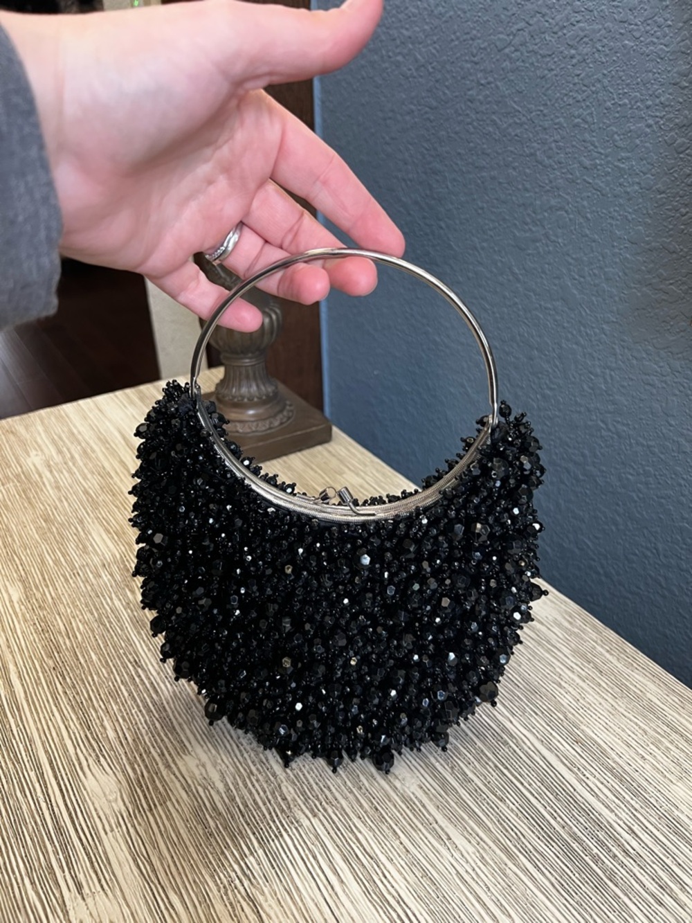🟣Ann Taylor Vintage Black Beaded Evening Clutch
FINAL PRICE🟣
